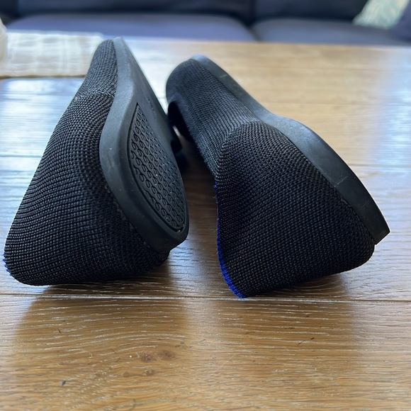 Rothy’s “The Pointe” -solid black 7.5 - Picture 2 of 3